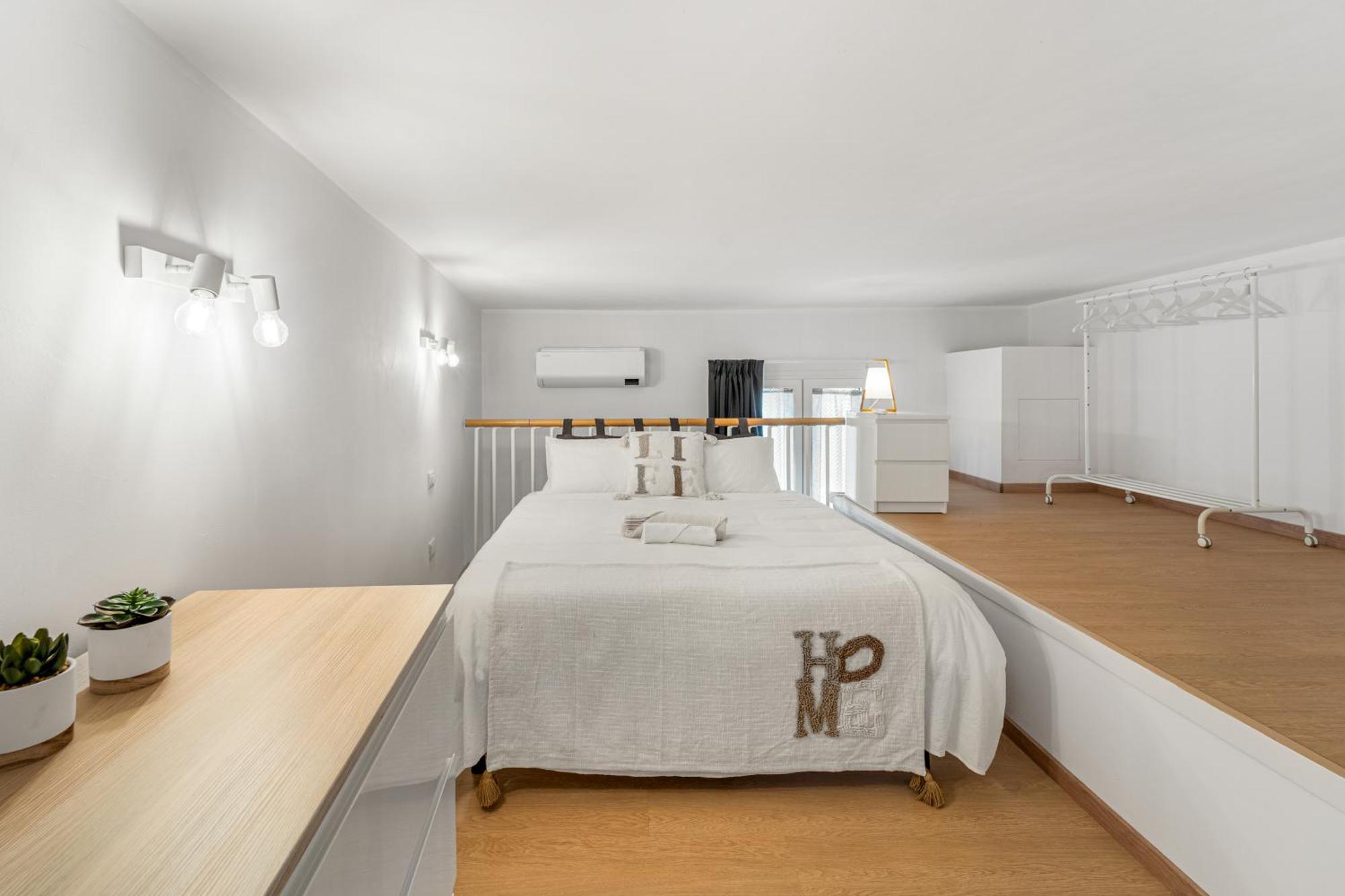 New 2024 Urban 48 Villa Каляри Екстериор снимка
